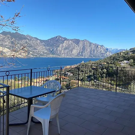 Olive Grove House Μαλτσεζίνε